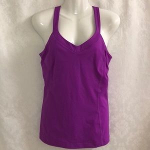 Under Armour tank top sz M purple